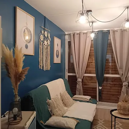 Apartment Blue Paradise